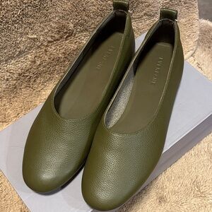 Everlane Olive Green Leather Ballet Flats